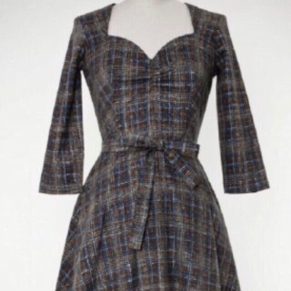 1x Heart of Haute Alisa dress